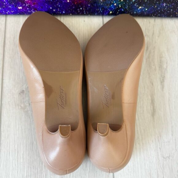 TROTTERS Womens Beige Kiera Pointed Toe Kitten Heel Slip On Pumps Sz 8.5 - Picture 7 of 8